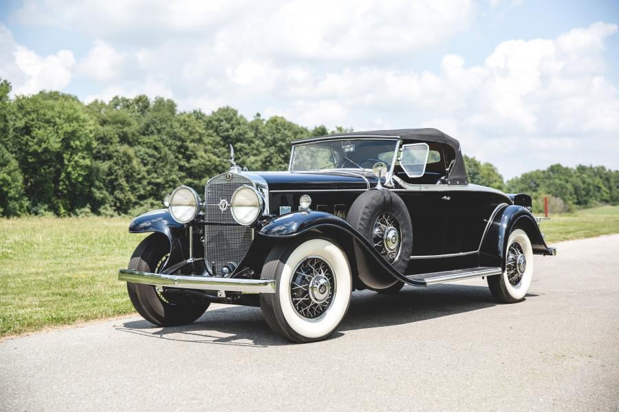  Cadillac V8 355-A Roadster by Fleetwood (4502) 1931 года  (фото 1 из 29)